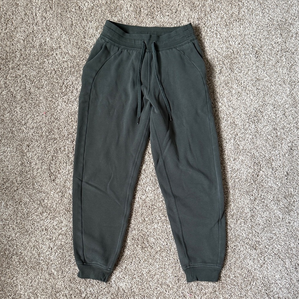 Lulu Scuba High-Rise Joggers 7/8 Length